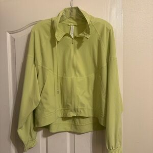 Lululemon size 10 windbreaker
